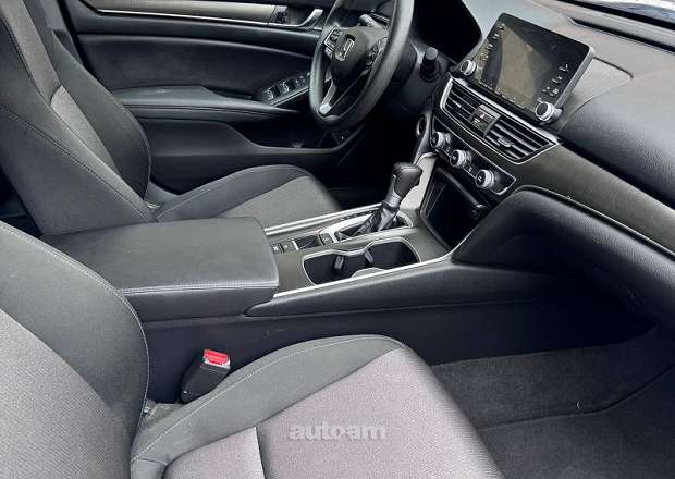 Honda Accord 2020 — photo 8