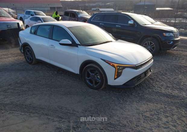 Kia K4
