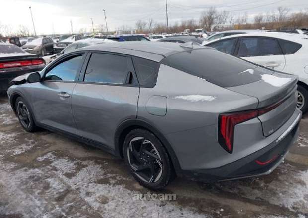 Kia K4