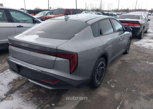 Kia K4