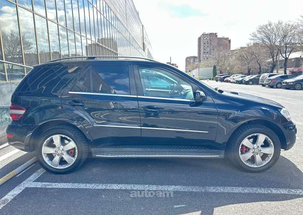 Mercedes-Benz ML 350
