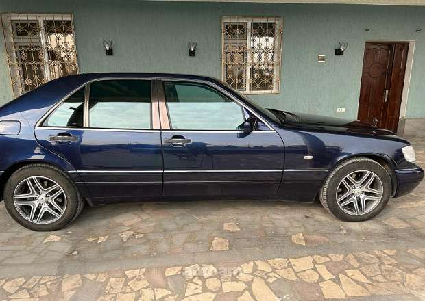 Mercedes-Benz S 500