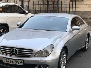 Mercedes-Benz CLS-Class  2005 
