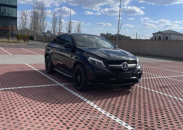 Mercedes-Benz GLE 53 AMG Coupe
