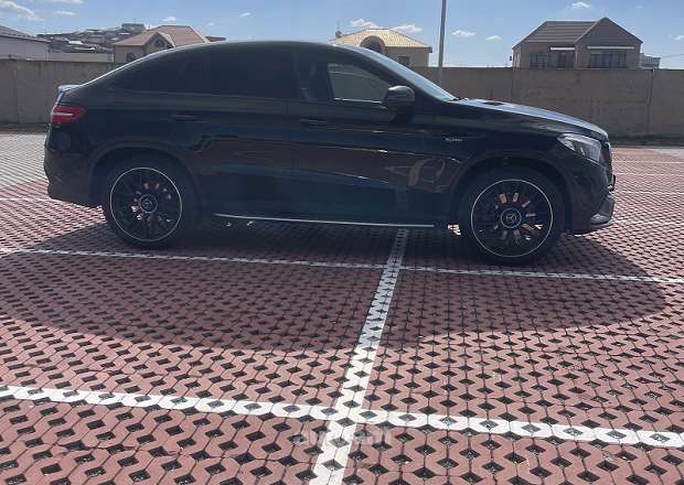 Mercedes-Benz GLE 53 AMG Coupe