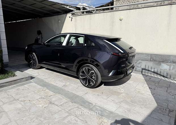 Mazda EZ-60