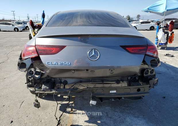 Mercedes-Benz CLA 250