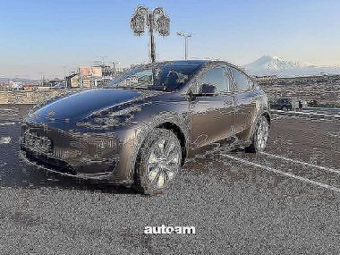 Tesla Model Y  2023 