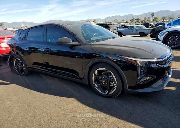 Kia K4