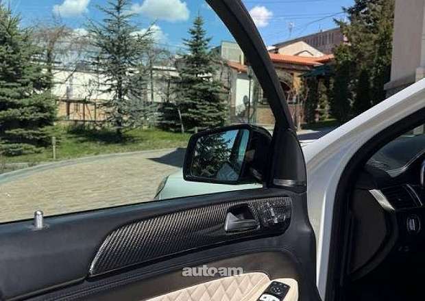 Mercedes-Benz GLE 400