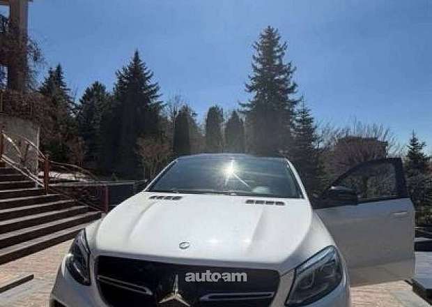 Mercedes-Benz GLE 400