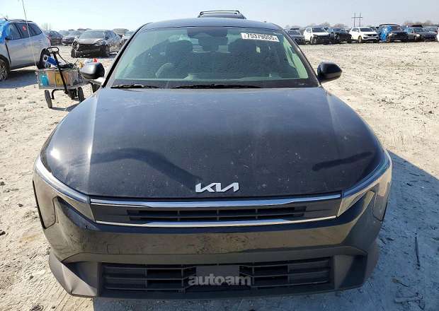 Kia K4