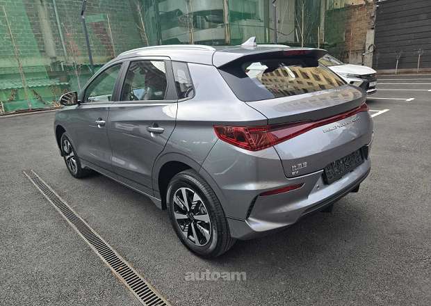 BYD e2