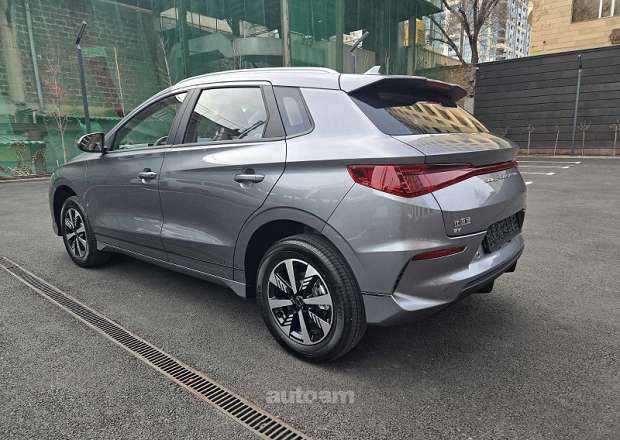 BYD e2