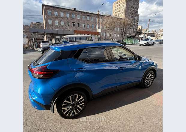 Nissan Kicks
