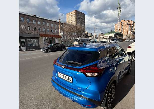 Nissan Kicks