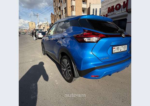 Nissan Kicks