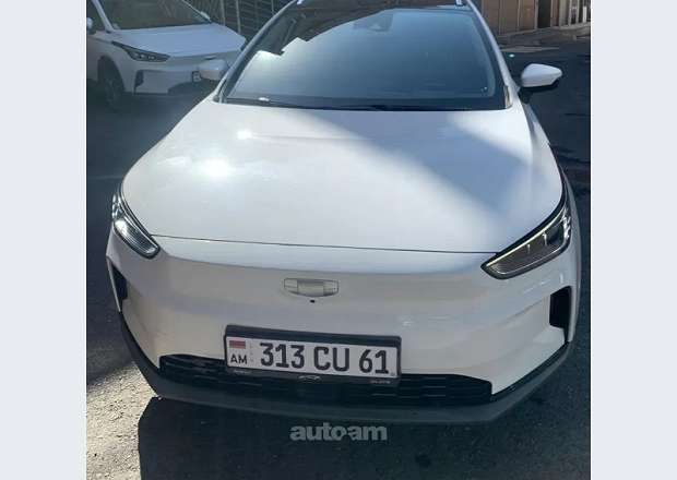 Geely Geometry C