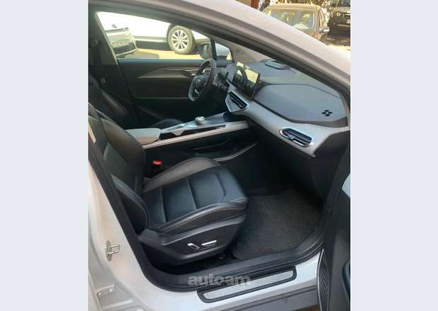 Geely Geometry C