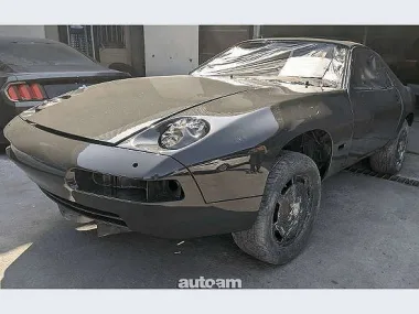 Porsche 928, 1989