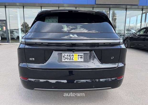 Lixiang Li L7