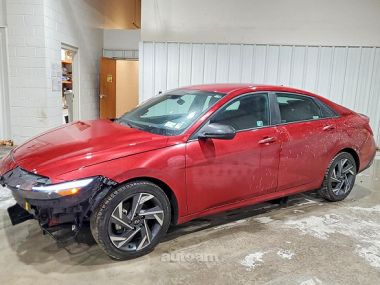 Hyundai Elantra  2024 
