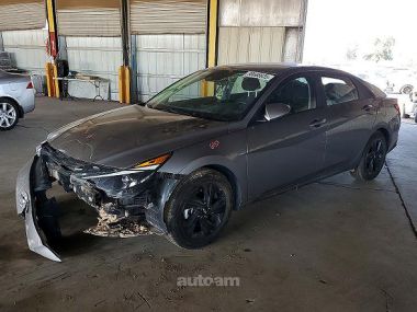 Hyundai Elantra  2023 