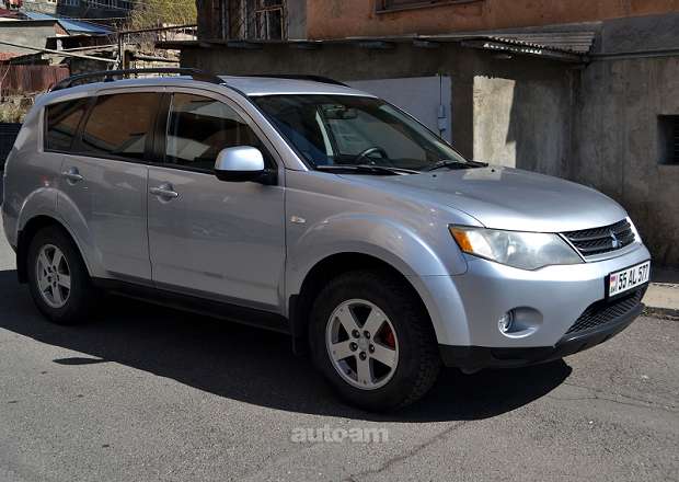Mitsubishi Outlander 2007 — photo 4
