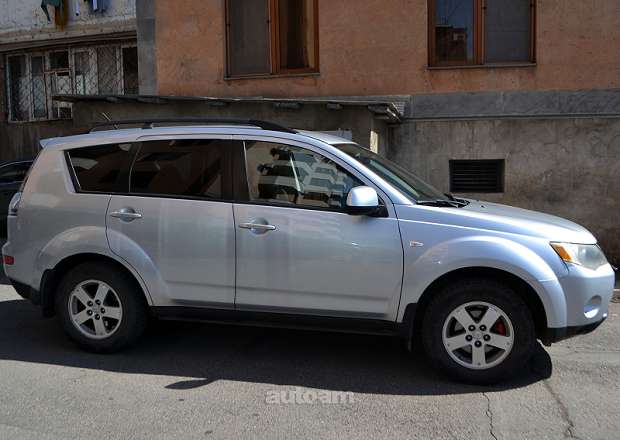 Mitsubishi Outlander 2007 — photo 6