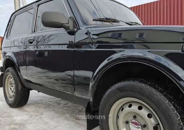 VAZ (Lada) 2121 NIVA (4x4)