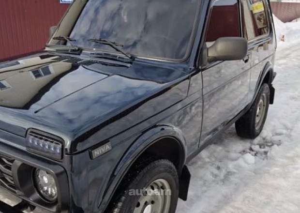 VAZ (Lada) 2121 NIVA (4x4)