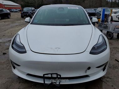 Tesla Model 3  2022 
