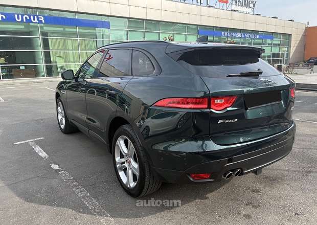Jaguar F-Pace