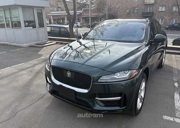Jaguar F-Pace