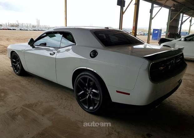 Dodge Challenger