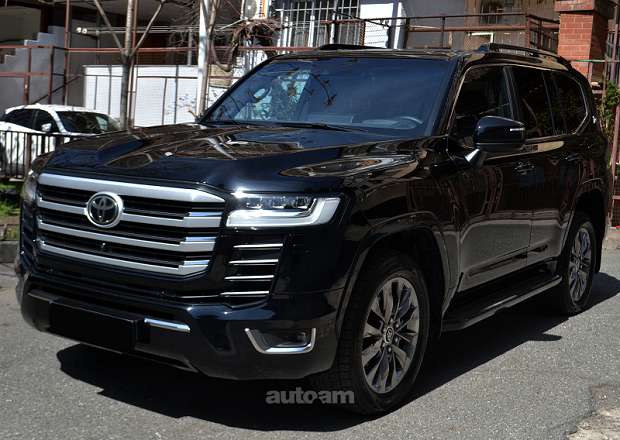 Toyota Land Cruiser 300