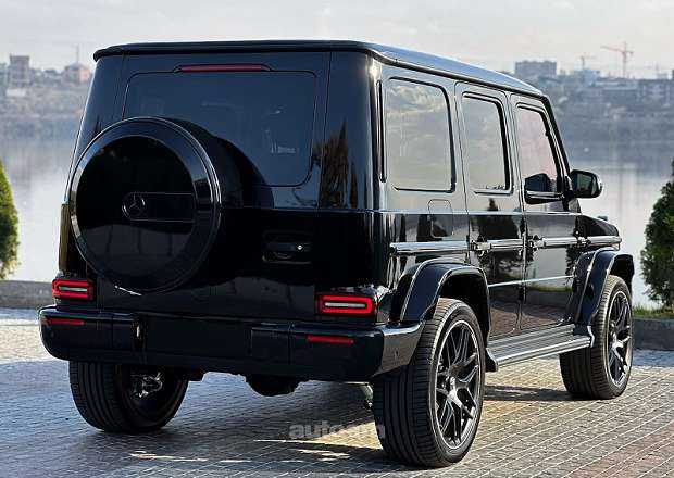 Mercedes-Benz G 500