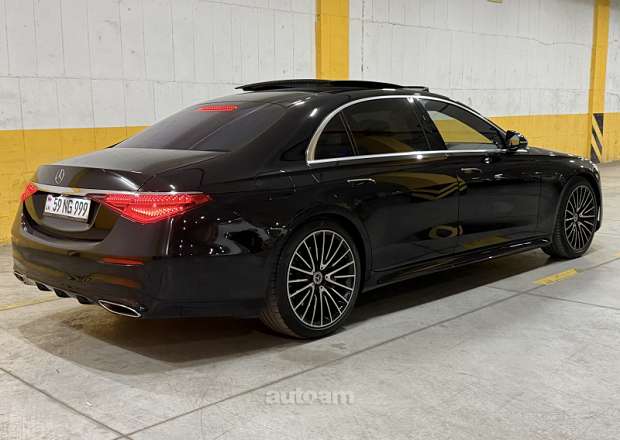 Mercedes-Benz S 500