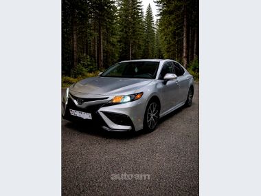Toyota Camry  2023 