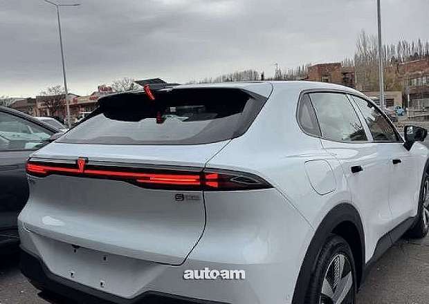 Changan Deepal S05