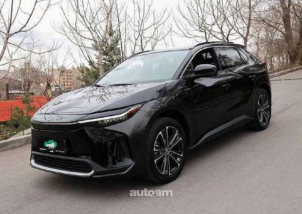 Toyota Bz4X