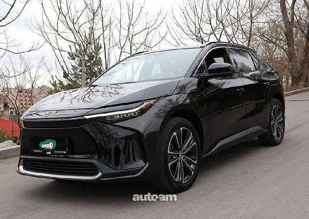 Toyota Bz4X