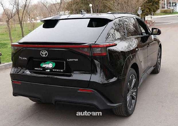 Toyota Bz4X