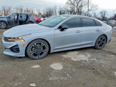 Kia K5  2021 