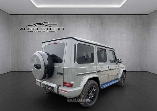 Mercedes-Benz G 400