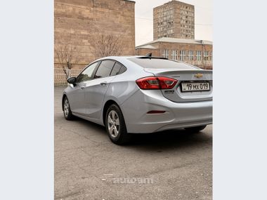 Chevrolet Cruze  2018 