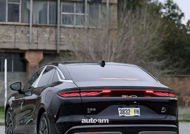 BYD Han EV