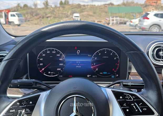 Mercedes-Benz C 300