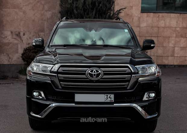 Toyota Land Cruiser 200