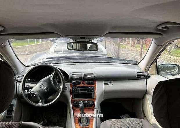 Mercedes-Benz C 180